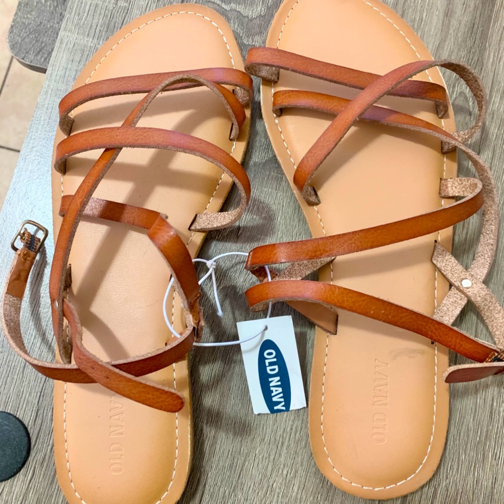 Old Navy Size 8 Sandals